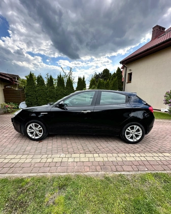 Alfa Romeo Giulietta cena 39500 przebieg: 101670, rok produkcji 2014 z Trzemeszno małe 106